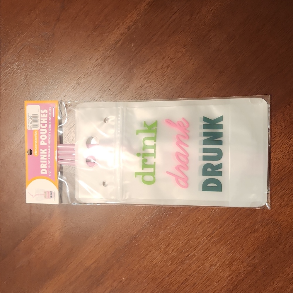 [NWT] "Drink Drank Drunk" Reuseable Drink Pouches (4 Count)